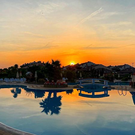 Green Apartment And Pools ديسينسانو ديل غاردا المظهر الخارجي الصورة