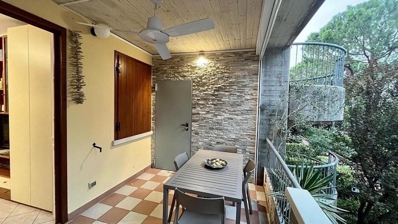 Green Apartment And Pools ديسينسانو ديل غاردا المظهر الخارجي الصورة